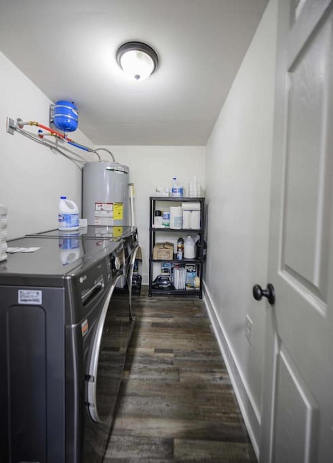 Gorgeous Renovated Home With Large & Private Lot Winchester Ngoại thất bức ảnh